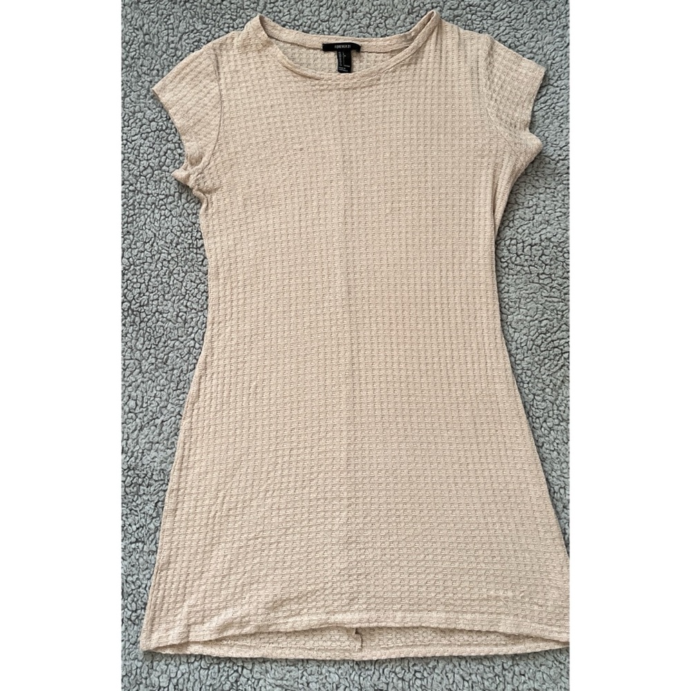 Forever 21 Large Knit Textured Cream Short Sleeve Mini Dress.